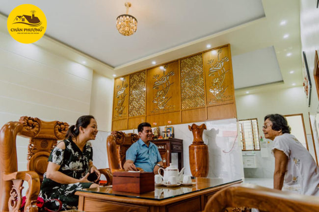 Chân Phương : “Hôm nay ghé thăm nhà Cô Tư